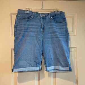 Levi Strauss Signature Blue Denim‎ Bermuda Shorts with Rolled Cuff, Size 14